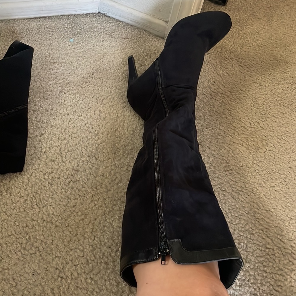 Long heeled  up the leg boots womens size 8​​​​​​ - Picture 6 of 7